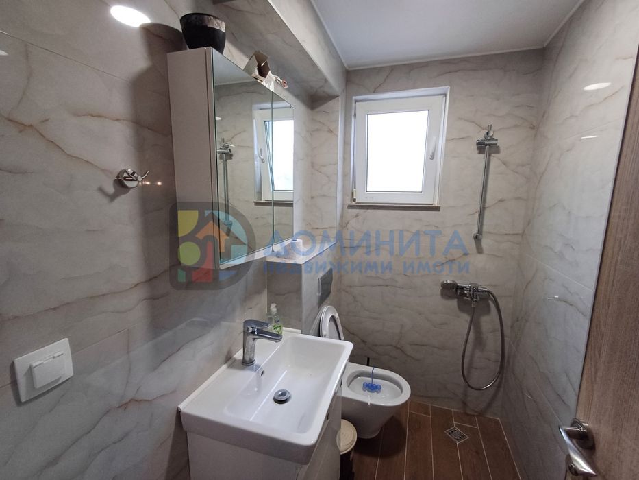 Двустаен апартамент, напълно обзаведен. Луксозно изпълнение