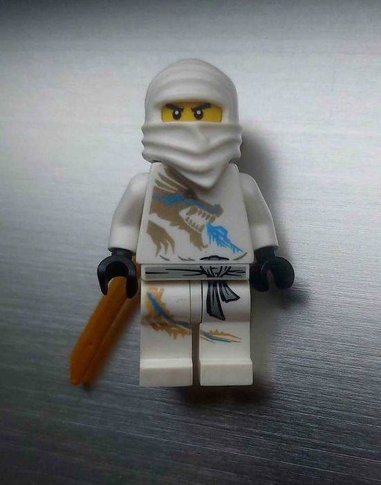Figurine Lego Ninjago și Galaxy Squad