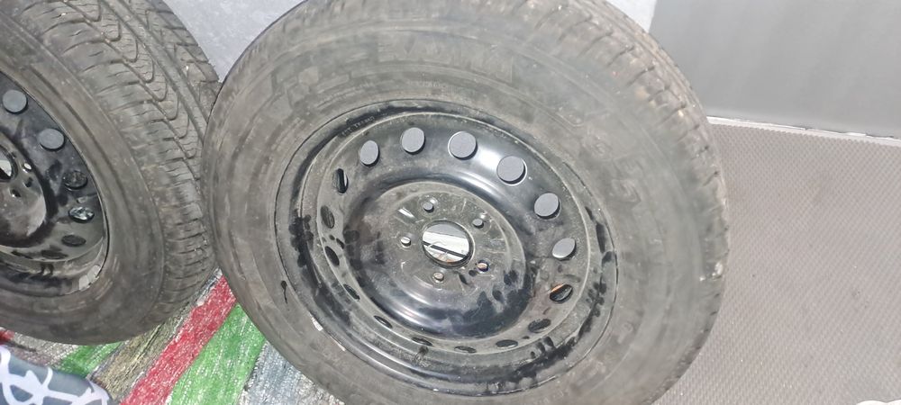 Продам шины в отличном виде и состоянии только в пыли