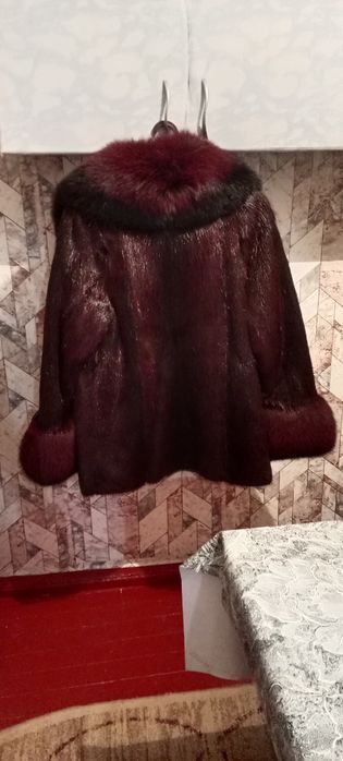 Продам шубу почти новая
