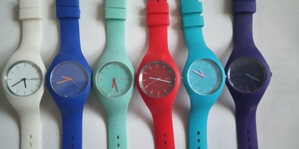 Часы наручные нет батареи