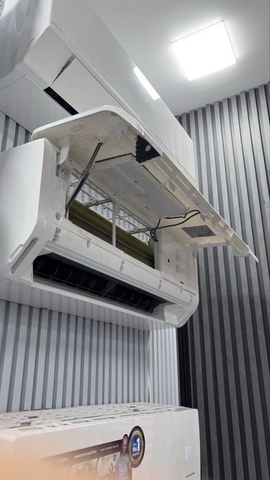 Кондиционер Midea All Easy Pro Ai 12000 btu