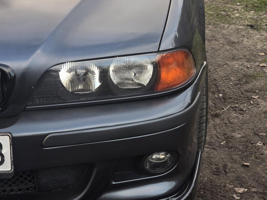 Фарове за Е39 продавам