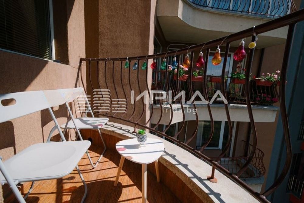 Продава се Тристаен апартамент в София, Център - 98 кв.м за 1978 €/кв.м - Снимка #10