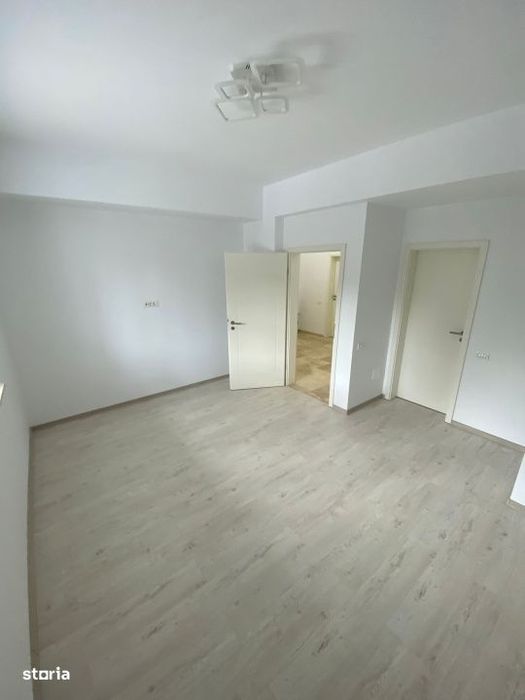 Spatiu parter, bloc nou