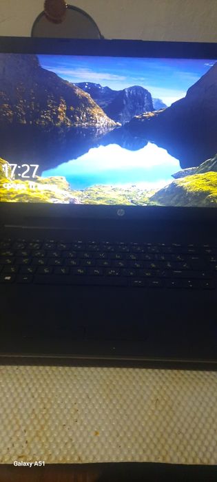 Наутбук  Winbows 10 pro