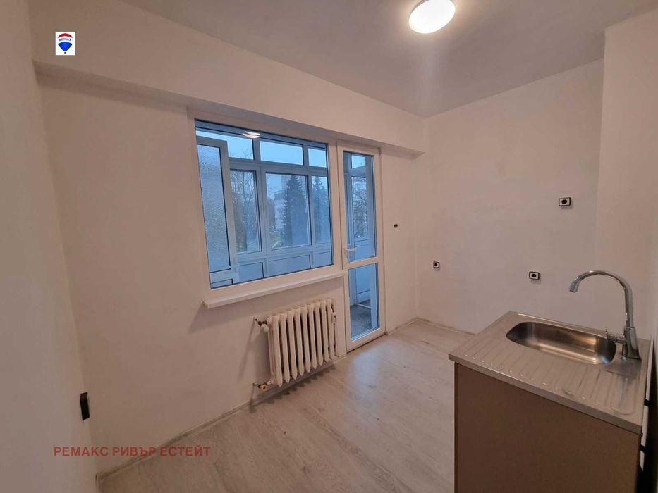 Двустаен апартамент за продажба кв. Здравец