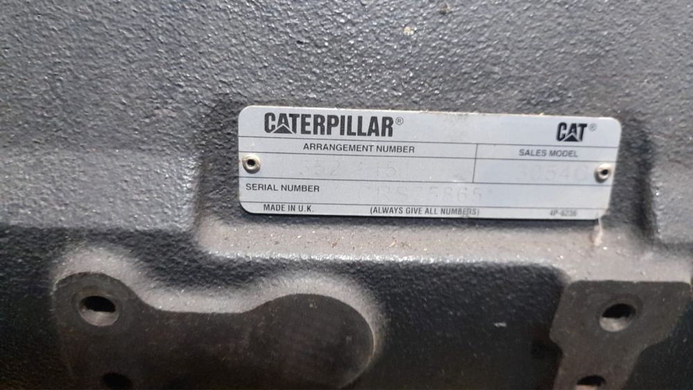 Продаю ГБЦ ……………………………..