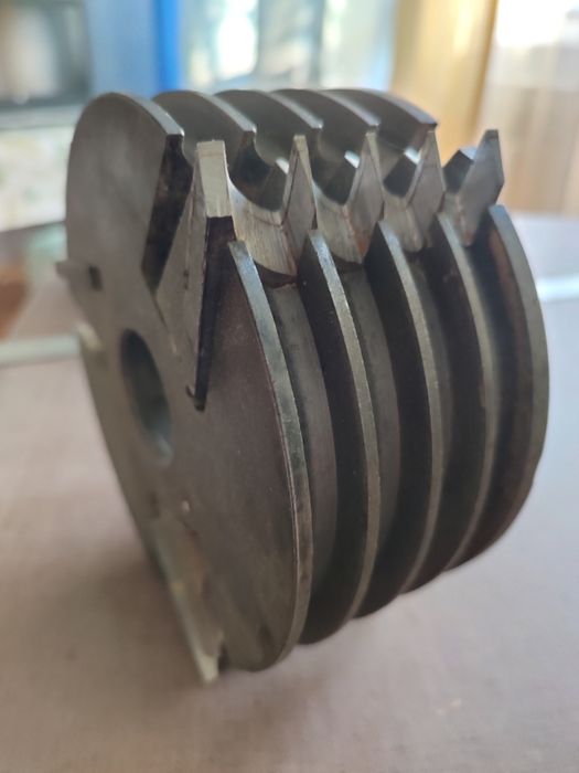 Фрезы штапик, плинтус, багет.