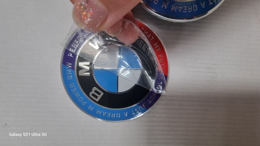 Емблема преден капак бмв bmw 72 мм и 82 мм
