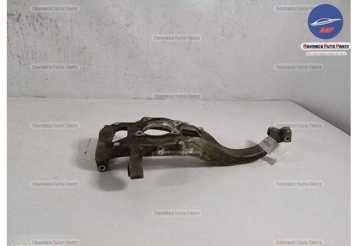 Оригинален десен носач / Original desен nosach Audi Q7 4M Оригинален д