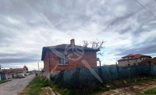 Къща в Съединение! 95755