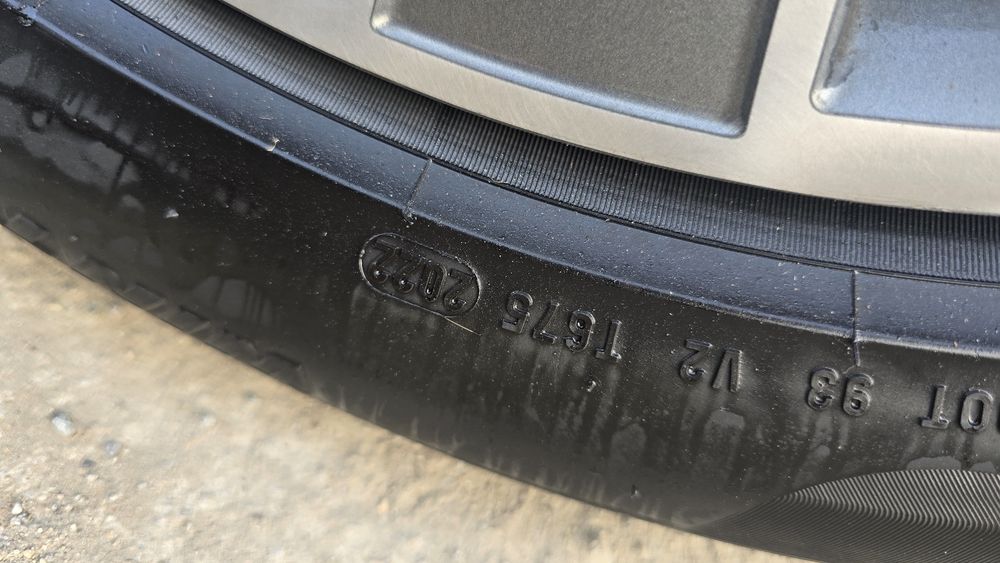 Оригинални джанти 18" спорт пакет за Мерцедес W222 със зимни гуми Pire