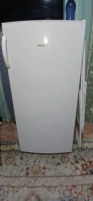 Морозильник очень хорошо работает