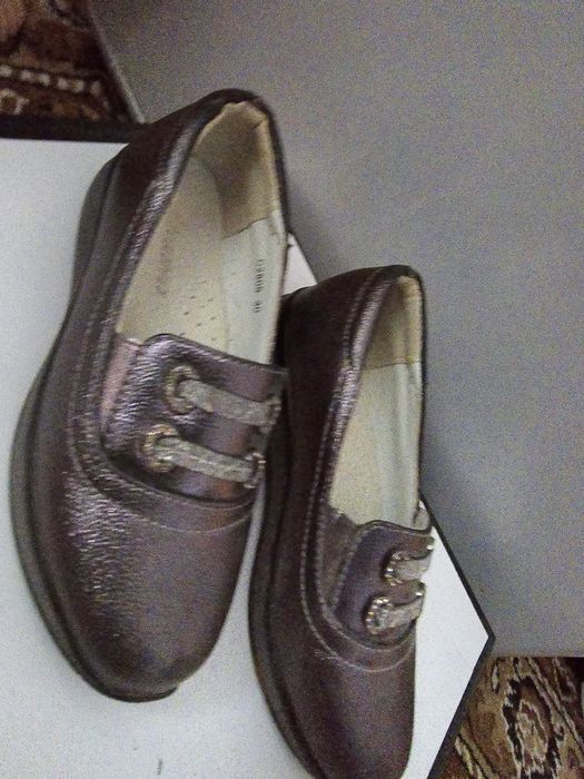 Аяқ киімдері балаларымның