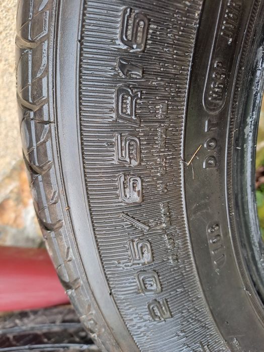 Всесезонни  гуми 205 х 65х16 американски