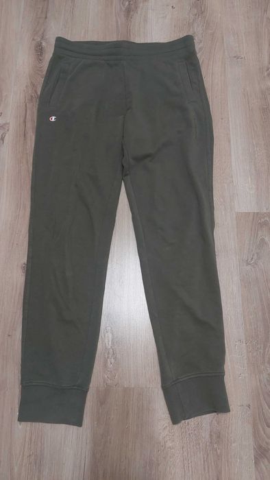 Дамски спортен екип