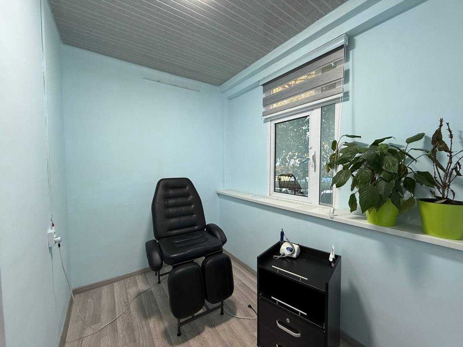 СРОЧНО ! Продается нежылое помещения в Яшнабаде (45 кв/м) Авиасозлар 2