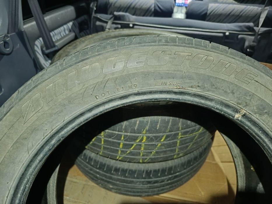 Продам резину 235 55 r20