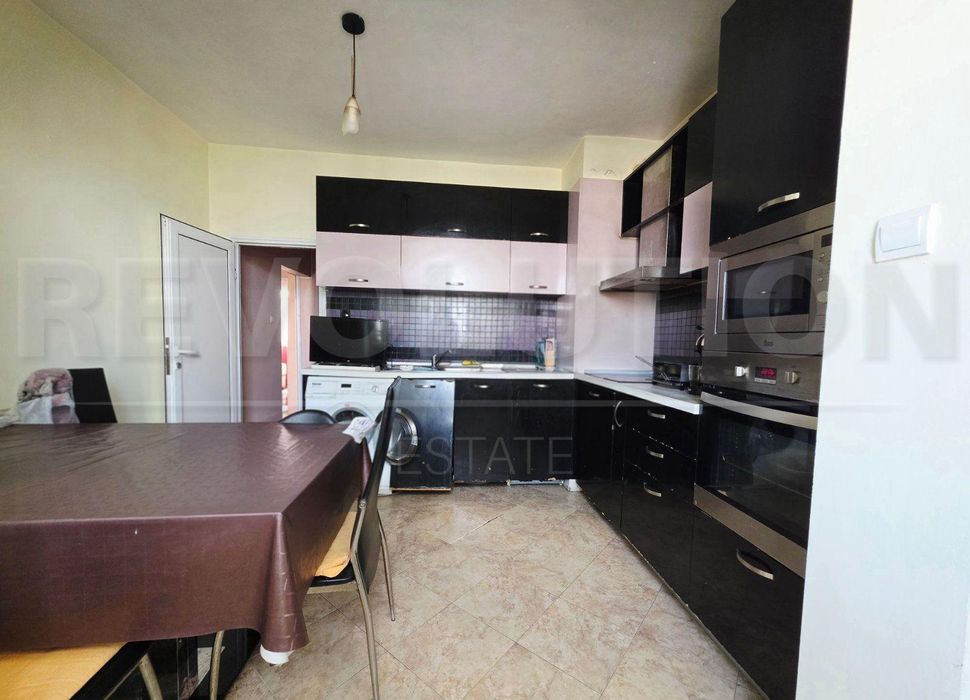 Продава се Тристаен апартамент в София, Люлин 10 - 79 кв.м за 2089 €/кв.м - Снимка #5