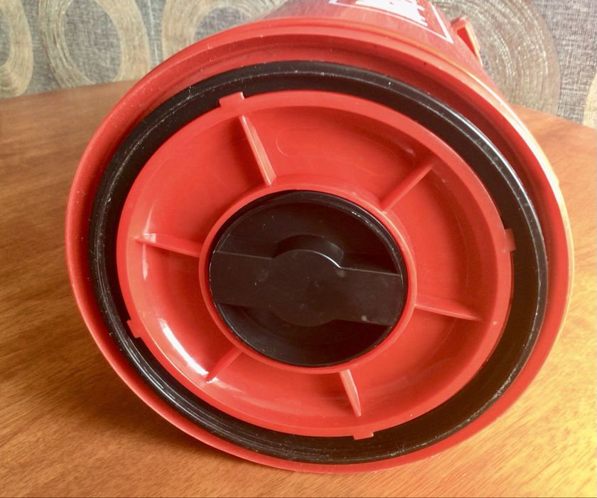 Термос на 3 литра