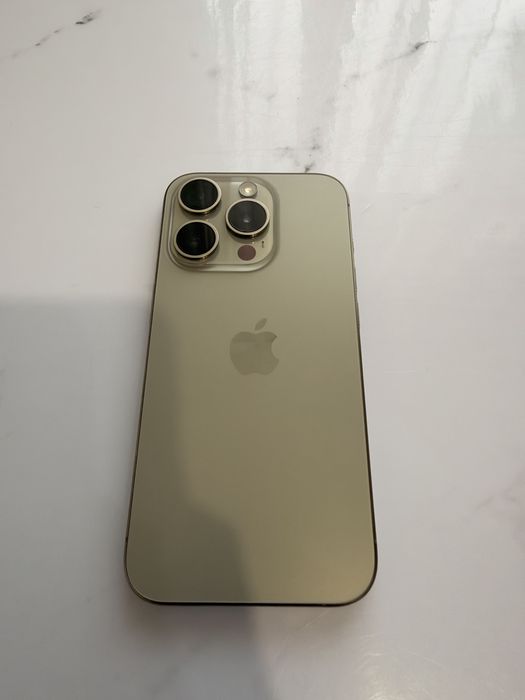 Продается Iphone 15 pro 128 Gb