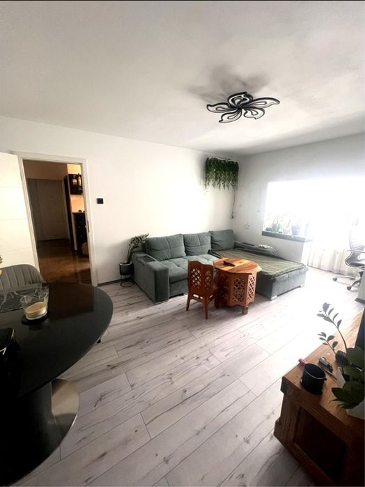 Apartament 3 camere, Soarelui, et2, 2 băi, centrală, mobilat