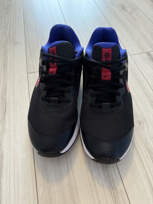 Nike, marimea 38,5