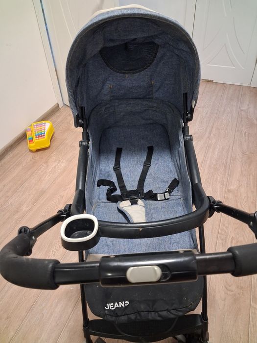 Продам коляску 2в1