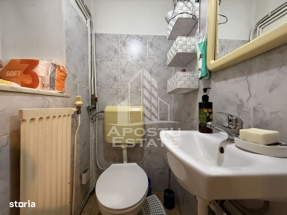 Apartament o camera de 71mp de vanzare zona Badea Cartan Timisoara