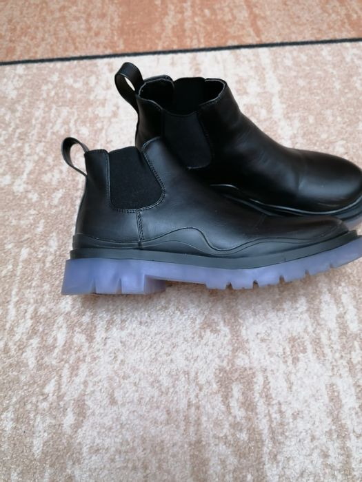 Черни боти за сезона