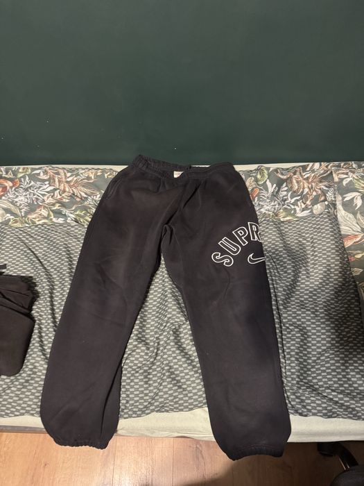 Nike supreme дълъг панталон