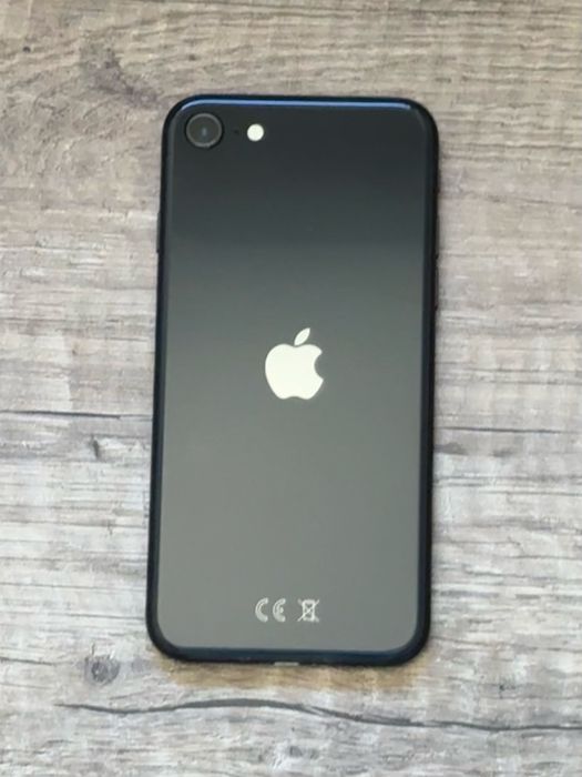 iPhone SE 2 - 128 gb, baterie 87%, stare perfecta