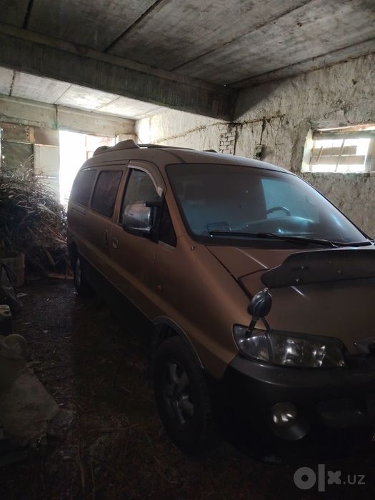 Hyundai Starex 2001