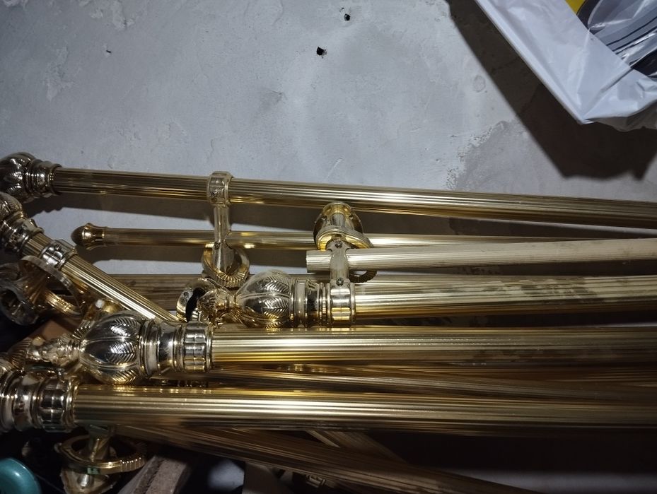 Карнизы свои б/у