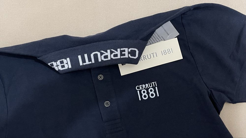 Мужская тенниска