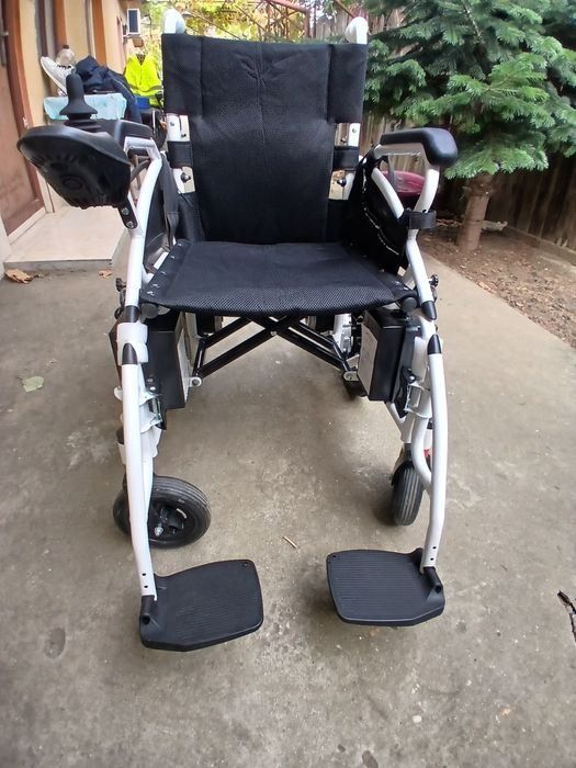 Cărucior cu rotile electric