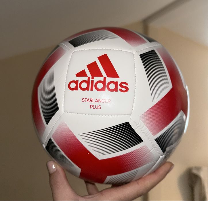 Оригинална топка адидас