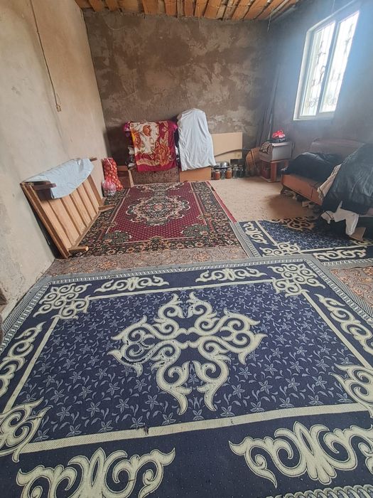 Шұбарсу ауылында үй сатылады.