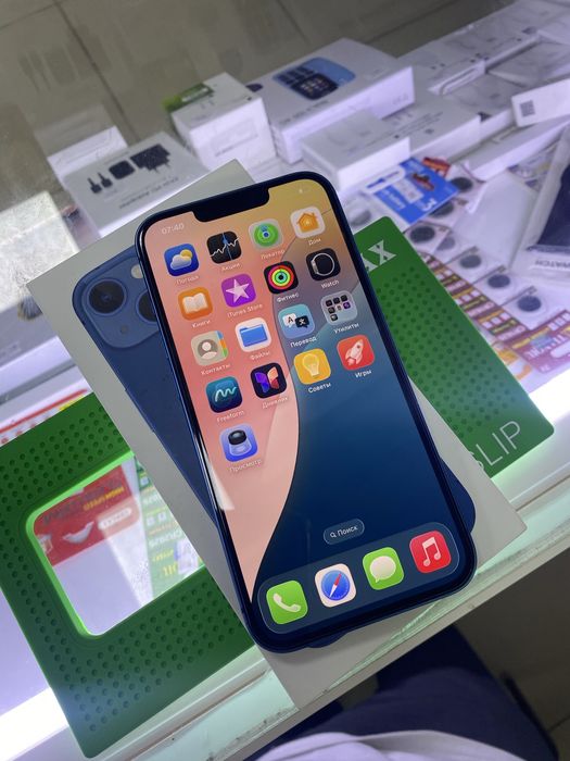 iPhone 13 в идеальном состоянии