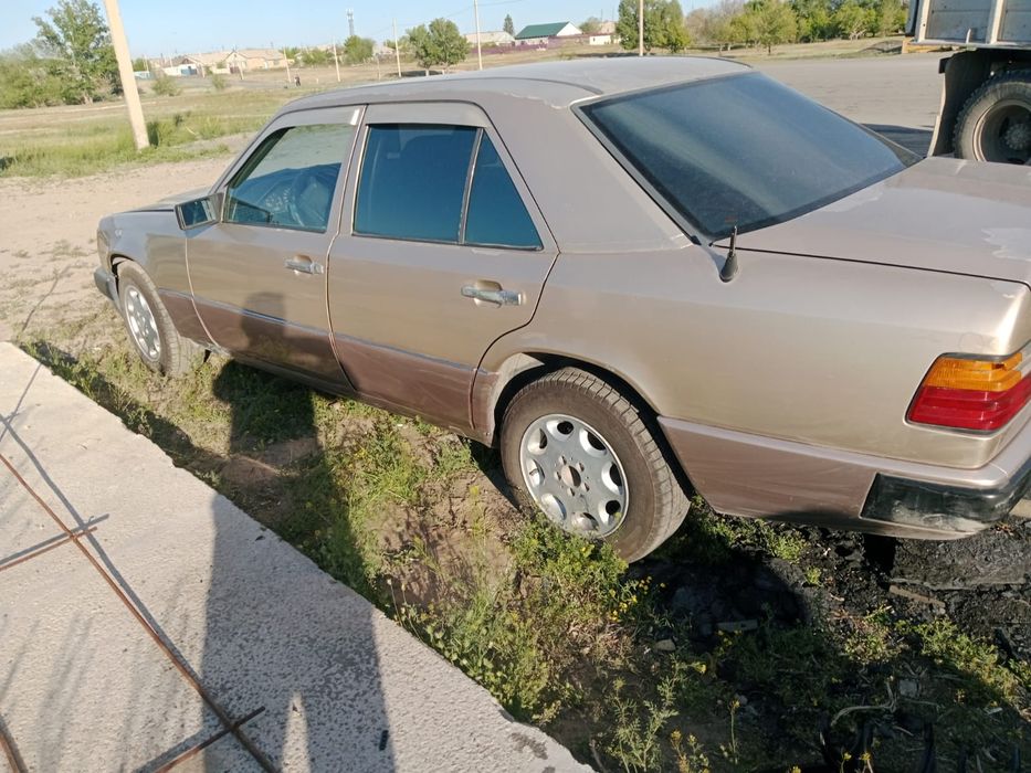 Продам мерседес 124