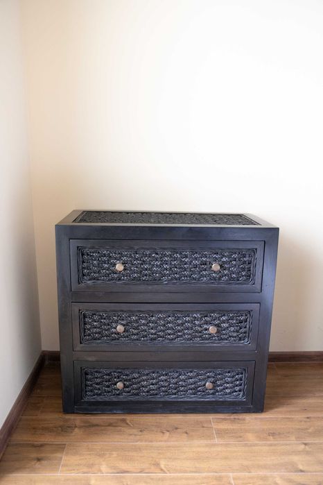 3 модела скринове от масивно дърво и ратан – внос от Индонезия