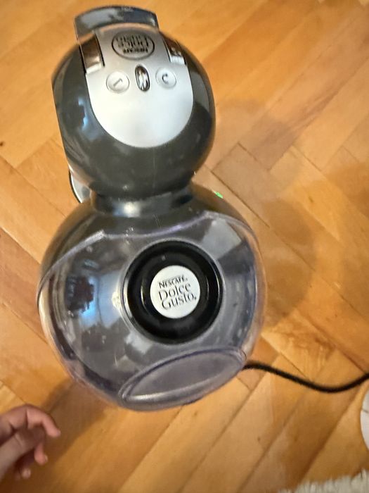 Aparat de cafea Nescafe Dolce Gusto