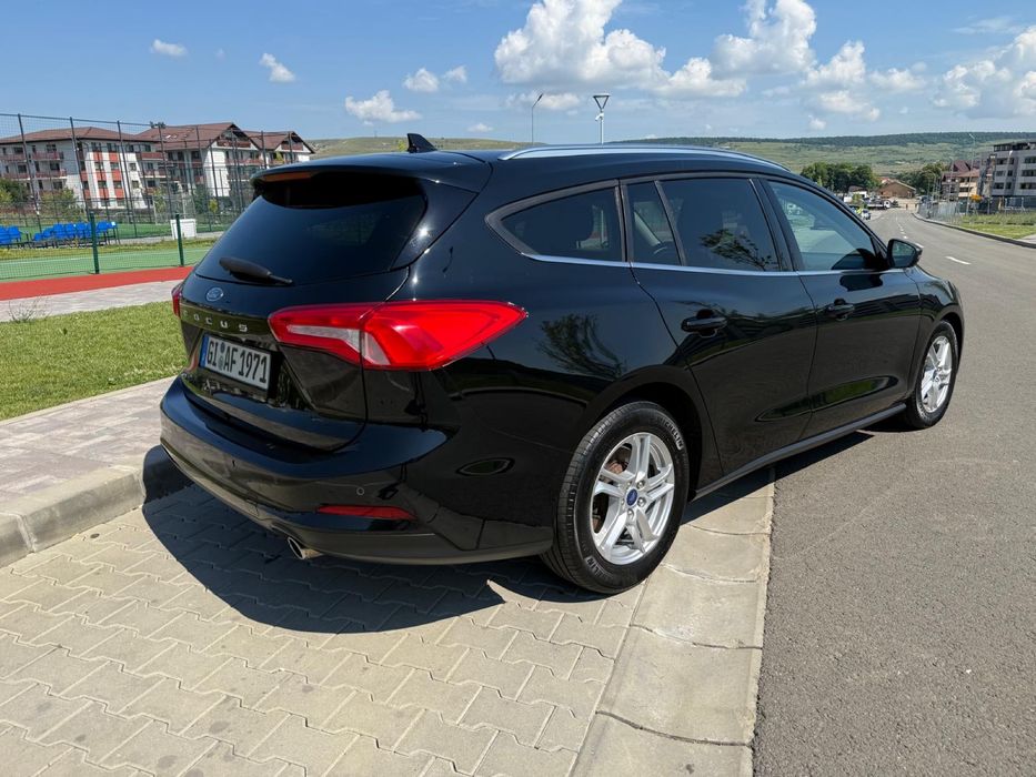 FORD Focus 2019 — imagine 5