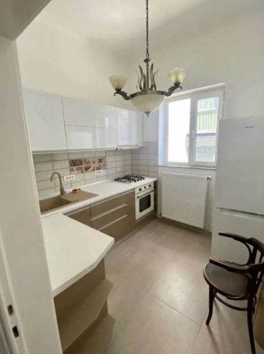 Дава се под наем Четиристаен апартамент в Пловдив, Каменица 1 - 85 кв.м за 448.8 € - Снимка #5