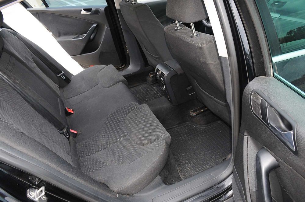 VW Passat B6 Berlina 2008 2.0TDi 140 CP E4 6 trepte climatronic, inmatriculat ofer fiscal