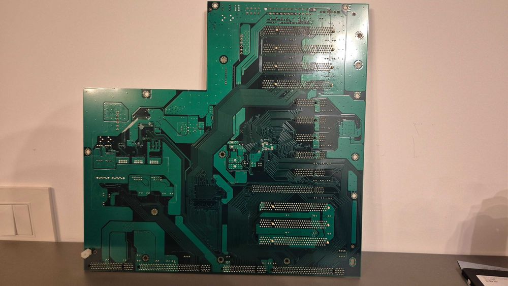 COMPLET Axiomtek SHB120 + FAB118 + i5-2400 + 16GB RAM + Extensii