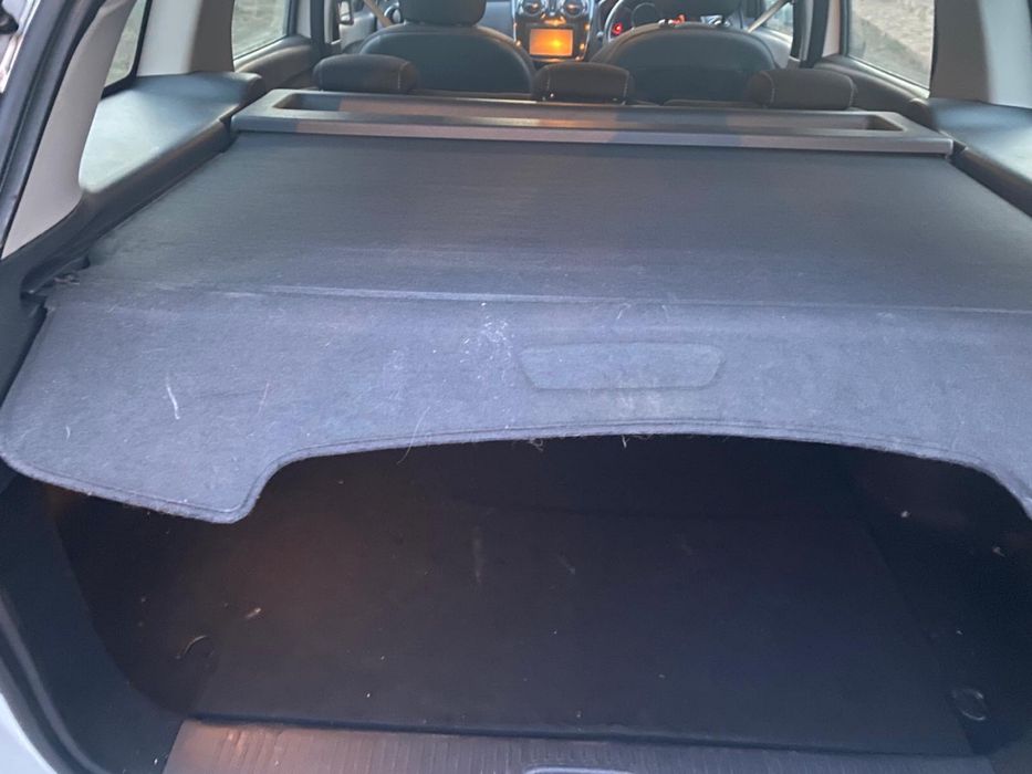 Dezmembrez / Dezmembrari Logan MCV 2 2017