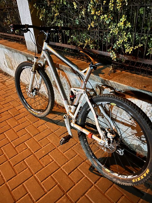 Conway mf 800 full suspension (nu trek,canyon,yt capra,rockrider,bulls