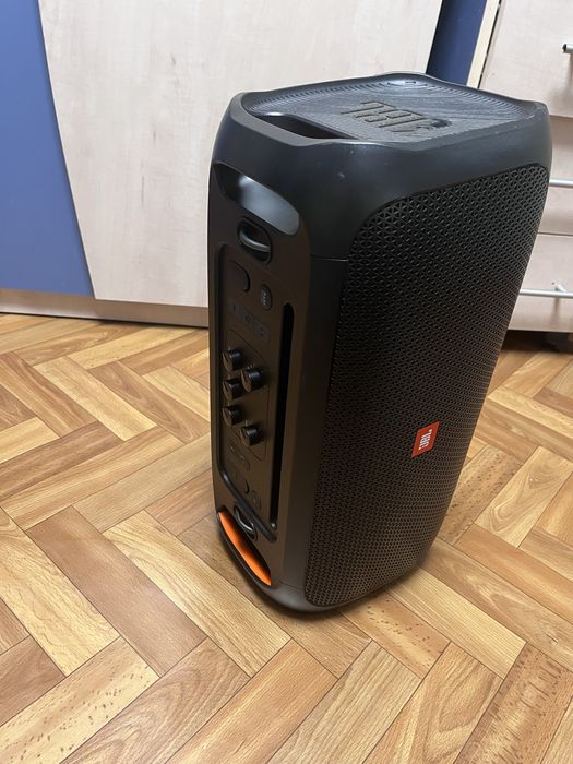 Колонка JBL PartyBox On-the-go